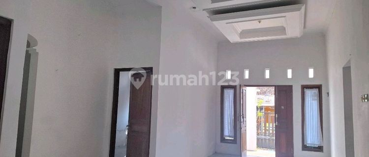 Rumah Tepi Jalan, Lingkungan Ramah Dekat Wisata Candi 1