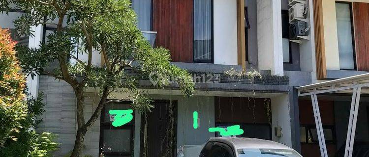 Rumah cantik siap huni di delatinos bsd 1