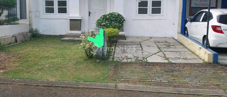 Rumah Cantik Depan Taman Murah Di Delatinos 1