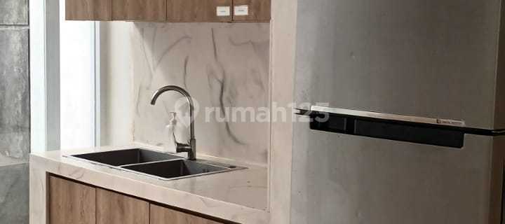 Beautiful House Ready to Occupy Semi-Furnished in Delatinos BSD 1