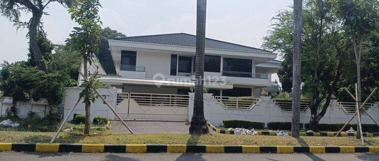 Rumah Hoek Harga Miring Lt 2.387mtr Intercon Jarang Ada Intercon Jakarta Barat  1