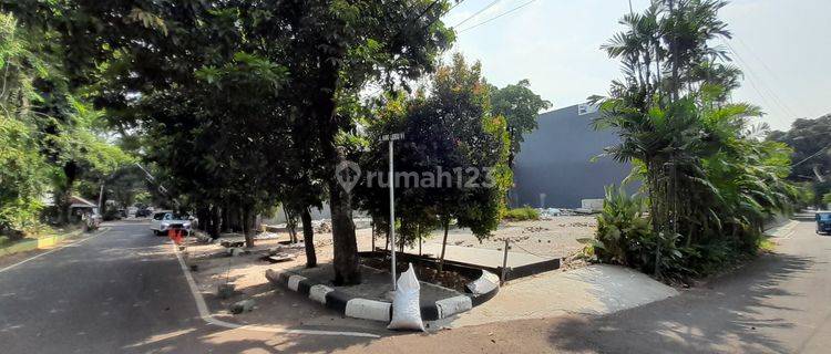 TANAH Kosong Hoek Di Obral Murah LT 610mtr Hang Jebat Kebayoran Baru Jakarta Selatan  1