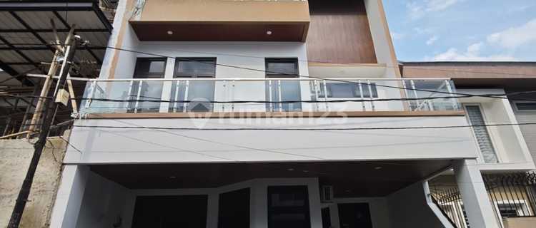 Dijual Rumah Puri Indah Blok A Jakarta Barat, Luas 120M2 (8X15) 1