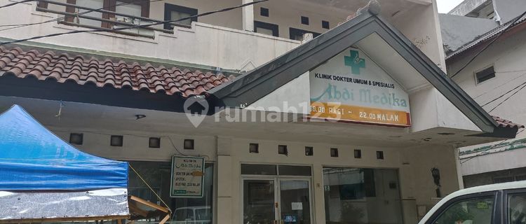 For sale clinic on Jalan Raya Mencong 1