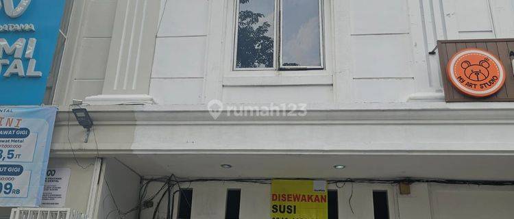 Ruko 3.5 lantai Kebaytoran Lama  1