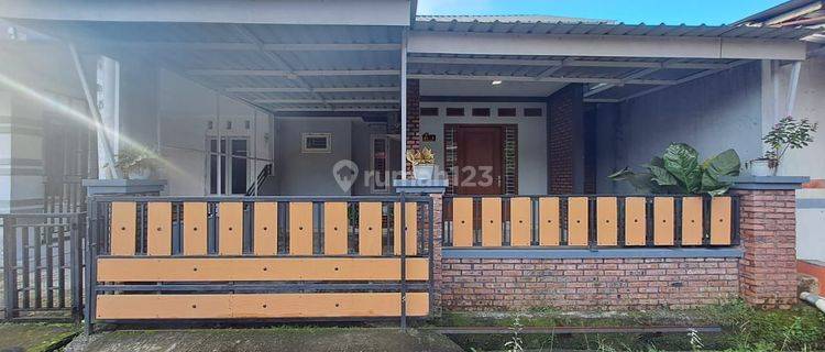 Rumah Komplek Sudah Rapi Lokasi Mencirim 1