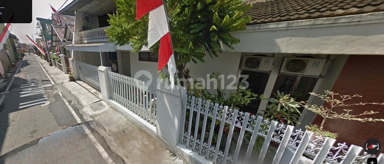Boarding House for Sale, 500 Meters from UNISMA Campus and Dinoyo Mall, Malang City. 1