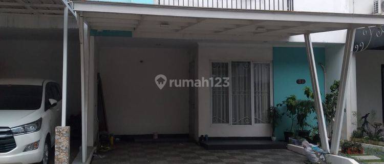 Disewakan Rumah Bagus Minimalis Bertingkat di Pamulang 1