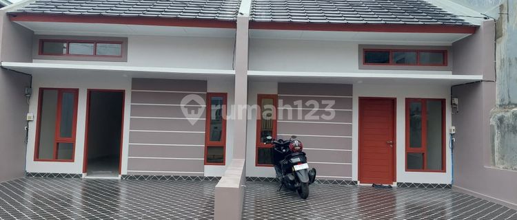 Modern House Ready to Occupy in Sudiang, Makassar, Promotion with Free Fees 1