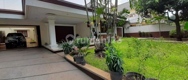 House Needs Renovation Menteng Central Jakarta 1