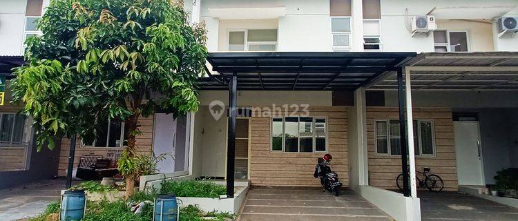 Murah Rumah Siap Huni di Sommerville Taman Kopo Indah 5, Bandung 1