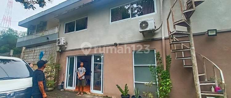Cheap Active Boarding House 11 Rooms on Jl. Dharmawangsa Bali 1