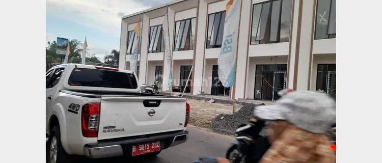 Ruko di Jalan Raden Saleh, Depok 1