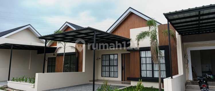 Rumah Artistik Untuk Keluarga Asik Pekanbaru Dekat Politeknik 1