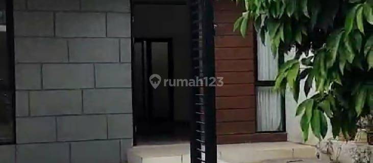 Rumah 2 Lantai Cluster Grahayana Galuh Mas Teluk Jambe Karawang  1