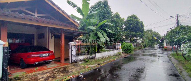 Sewa Rumah Luas Hoek di Gatotkaca Bantarjati Bogor 1