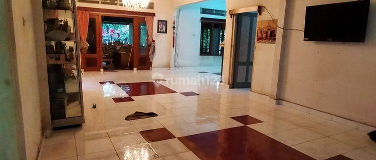 Rumah Pajajaran Nuansa Klasik di Tengah Kota Bogor 1