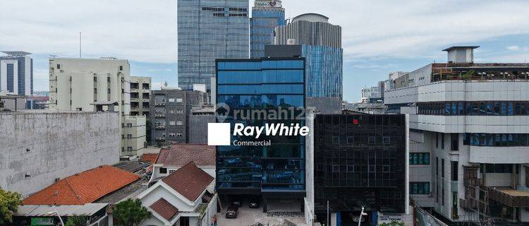 Dijual Gedung Strategis di Jl. Johar, Menteng - 6,5 Lantai, Potensi Maksimal untuk Bisnis & Investasi. 1