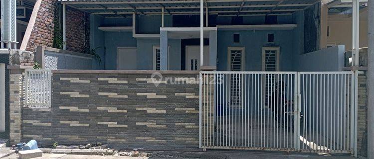 Rumah Tengah Kota, Siap Huni Perum Kencana Makmur Residence Lamongan 1