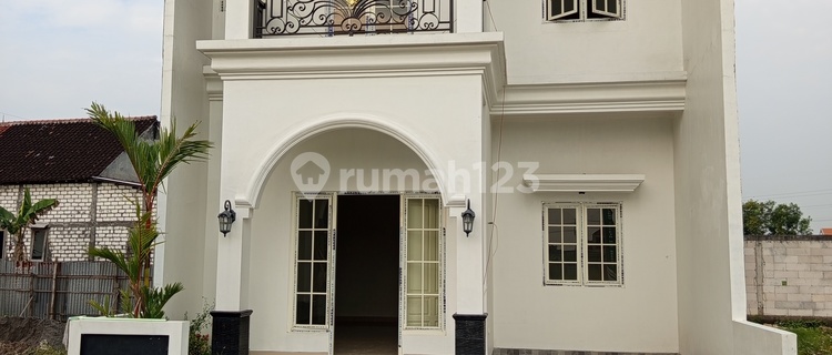 Rumah Baru 2 Lantai, Ditengah Kota Lamongan 1