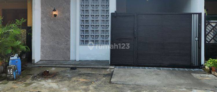 Rumah Minimalis Dan Lokasi Strategis Di Tengah Kota Lamongan 1