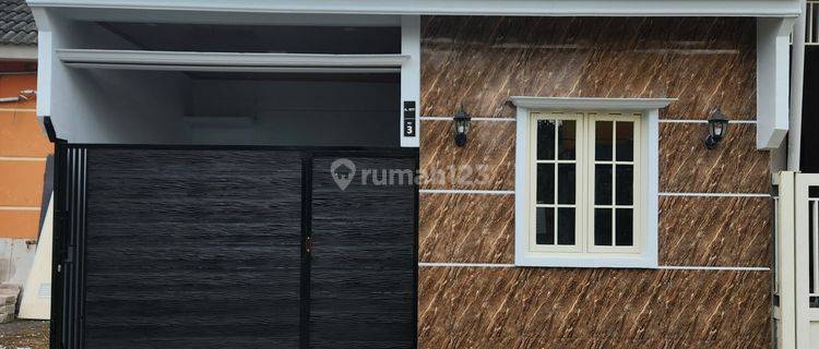 Rumah Siap Huni Tengah Kota Lamongan 1