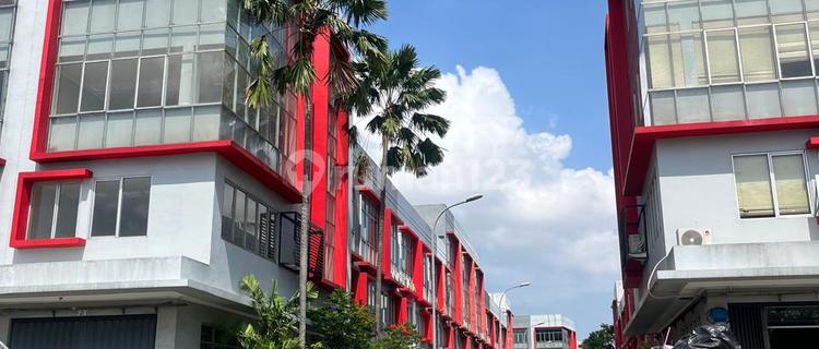 For Rent 4-Story City Square Business Shop House in West Jakarta 1