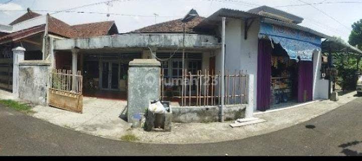 Rumah Hitung Tanah Raya Gubernur Suryo Jombang Hook Lokasi Strategis 1