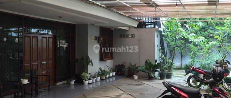 Dijual Rumah Siap Huni Nyaman Terawat Lokasi di Tubagus Ismail Bandung 1