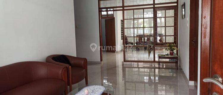 Dijual Rumah Siap Huni Terawat Strategis di Taman Kopo Indah 1 Bandung 1