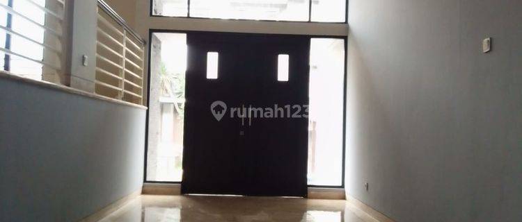 Disewakan Rumah Unfurnish Siap Huni di Cluster Sudirman Bandung 1