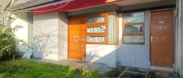 Jarang Ada! Rumah di Komplek Cikutra Baru dekat Pahlawan 1