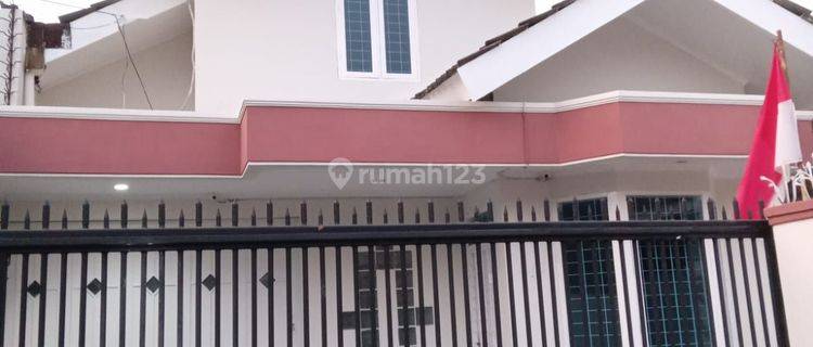 Dijual Rumah Besar Taman Rahayu dekat Pintu Tol Kopo 1