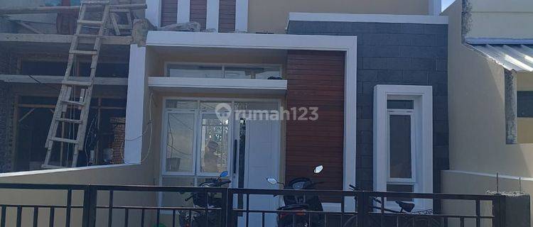 Dijual Rumah Tumbuh Bisa untuk 2 lantai di Komplek Cibiru  1