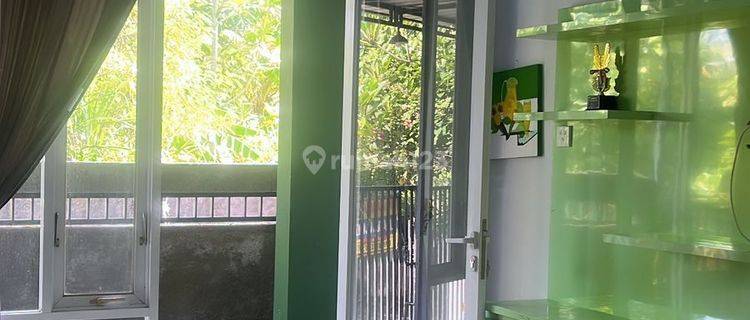 Rumah simple cantik di tengah kota Tabanan 1