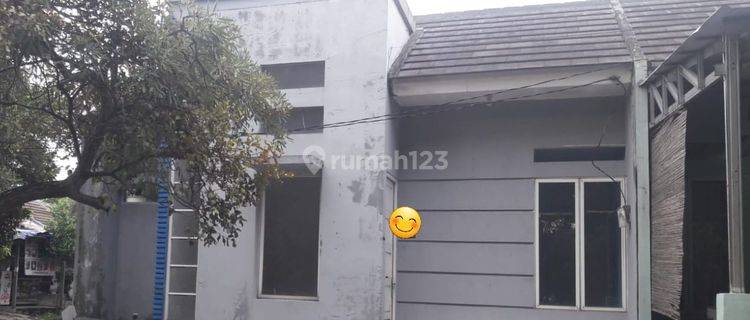 di Jual Rumah Hoek di Cluster Talaga Bestari Tangerang 1