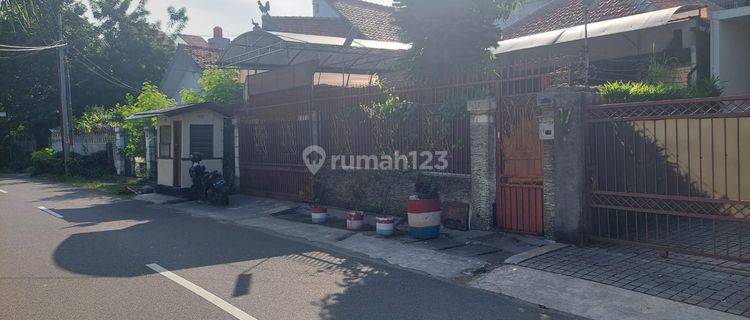 Rumah Hitung Tanah di Area Strategis Guntur, Jakarta Selatan, Hub 0813 1838 Satu Delapan Tiga Delapan 1