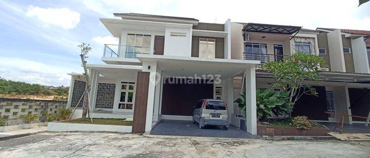 Rumah minimalis lantai 2 full interior di Hangtuah di Jalan hangtuah 1