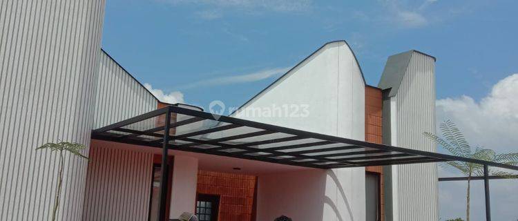 Rumah Cluster Casaville Minimalis Modern Dekat Kampus  1