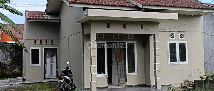 Dijual Rumah Posisi Hook Kelebihan Tanah Masi Luas 1