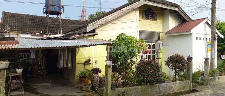 Dijual Rumah Dan Toko Posisi Hook Di Pandau 1