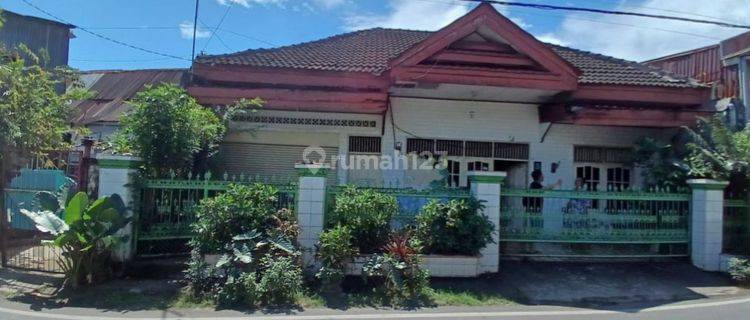 Dijual Rumah di Jalan Ratulangi 5 1