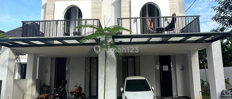 Rumah Mewah Palebon Majapahit Semarang Kota 1