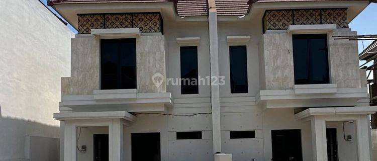 Rumah Mewah Strategis Murah Elegan di Green Hbb Residence Malang  1