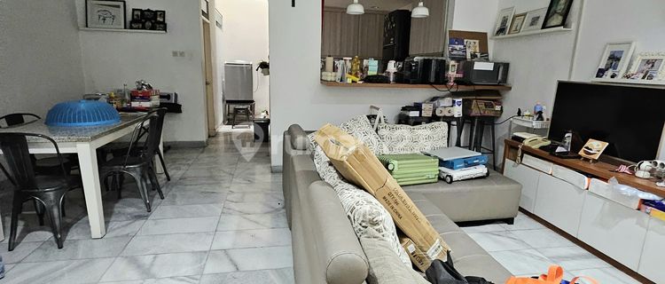 Ready-to-Occupy House in Kebon Jeruk Garden, Intercon, 108m² Building Standalone 1