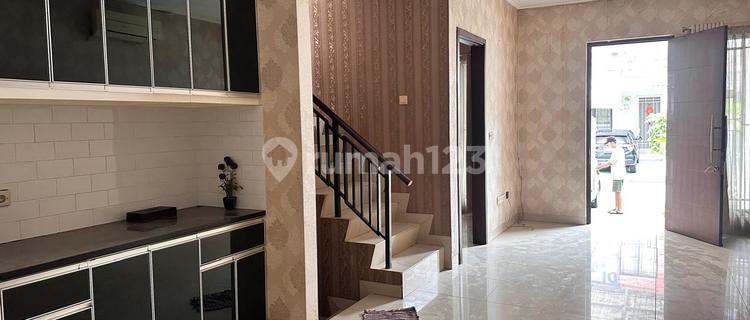 Rumah 2 Lantai Green Lake City Cluster Asia 1