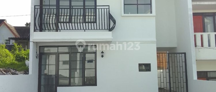 Nuansa Villa House in Jatihandap Near Dago Gedung Sate 1