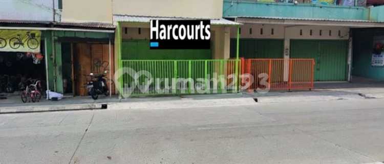 1-Story Shop House Fully Renovated Like New on the Main Highway Side in Palur Solo 1