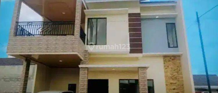 Rumah 2 Lantai Di Cluster Gentan Solo Security 24 Jam 1