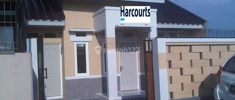 Disewakan Rumah Baru Gress Minimalis Modern di Singopuran, Kartosuro 1